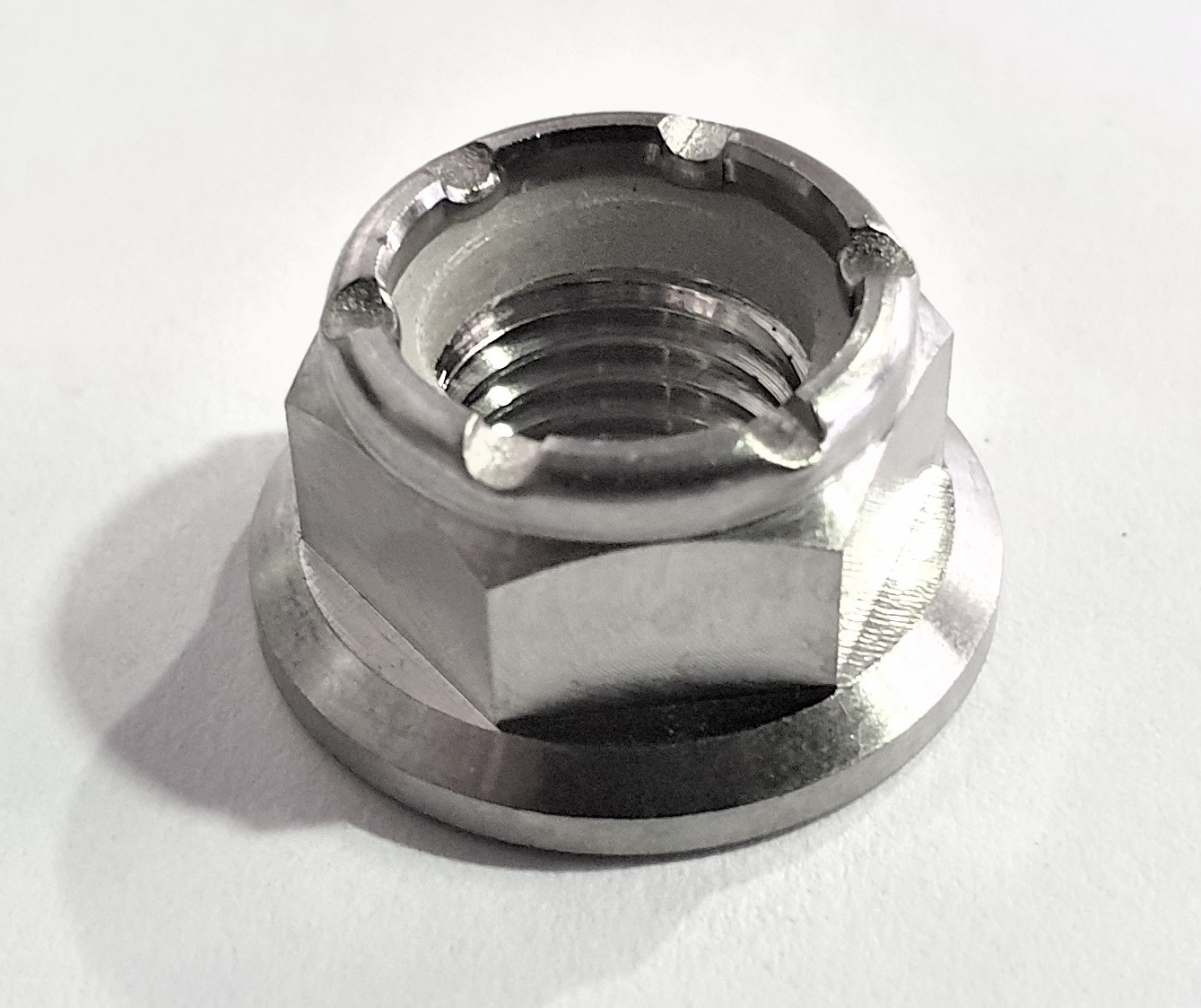 3/8 UNF TITANIUM FLANGE HEX NYLOCK NUT GRADE 5