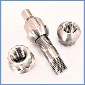 STUD AND NUT SET