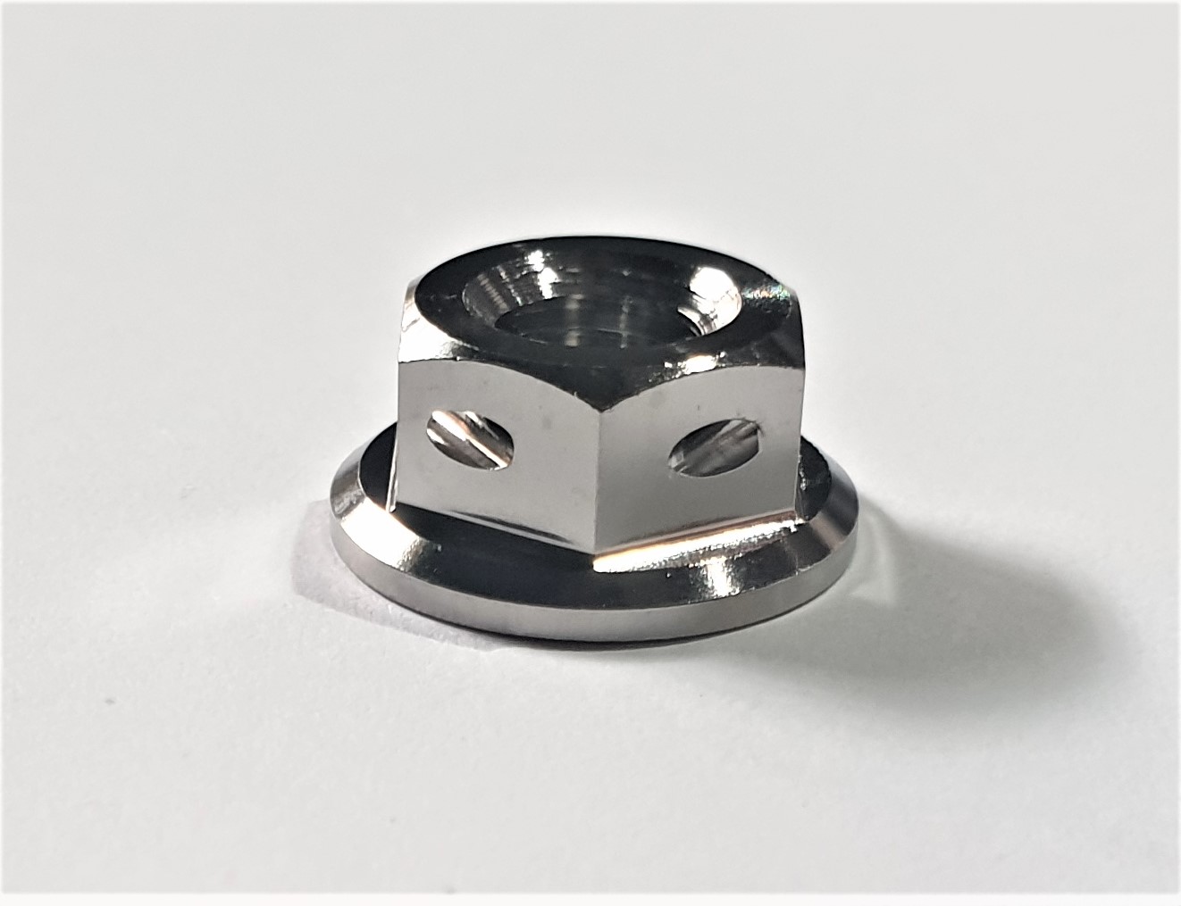 M6X1.00 THREAD TITANIUM FLANGED 10MM HEX RACE DRILLED FOR WIRE